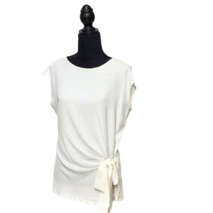 VINCE CAMUTO WHITE FRONT BOW CAP SLEEVE BLOUSE ( SIZE S )